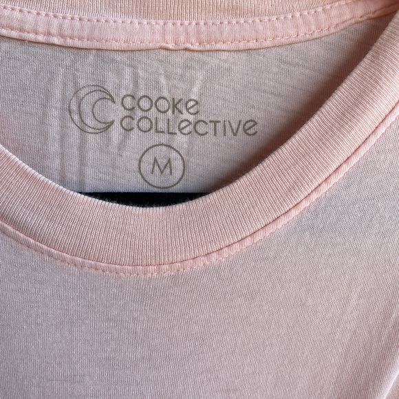 Trying to sell my clothes :) - Picture 2 of 2